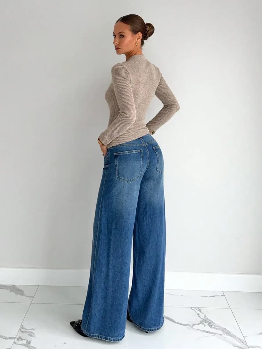 side profile of the khaki slim fit rib knit top with long sleeves